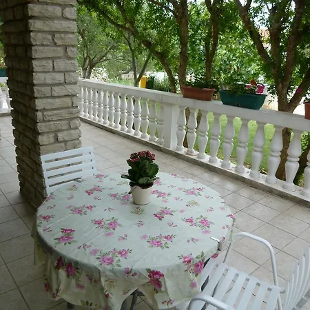 Apartment Bilava