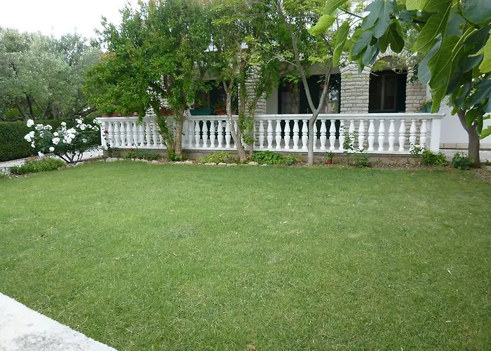 Bilava Apartamento Betina (Sibenik-Knin)