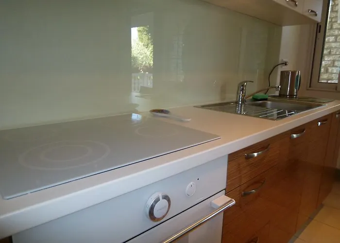 Bilava * Betina (Sibenik-Knin)